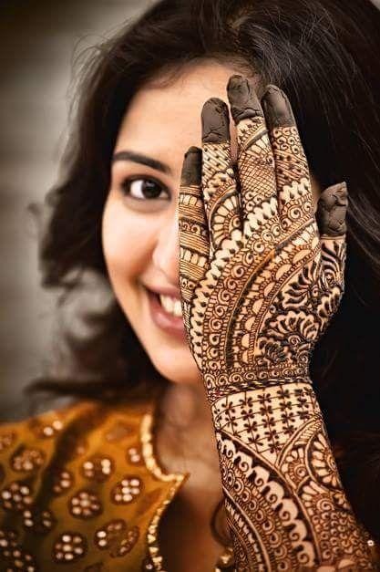 Modern Mediterranean Mehendi