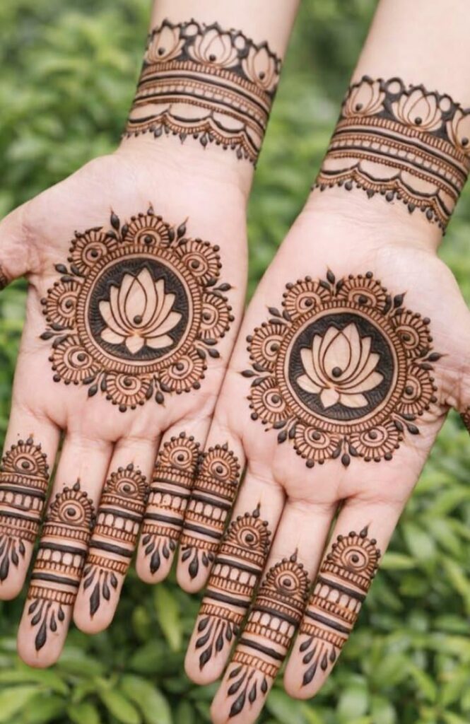 Lotus-Inspired Mehendi for a Graceful Festive Look