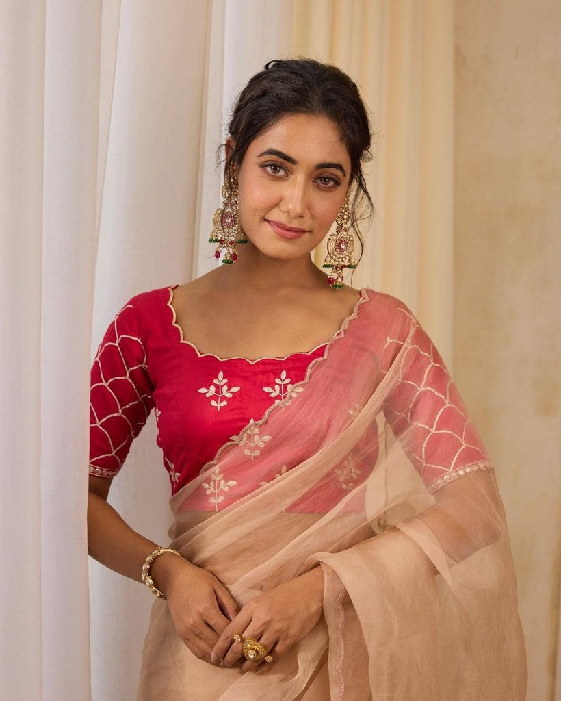 Elbow-Length Blouse